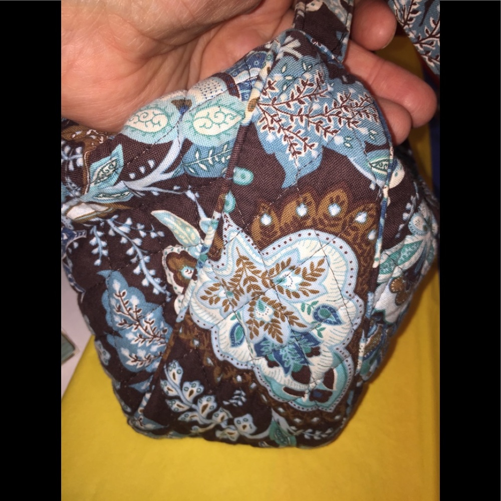 Vera Bradley’s Hobo/ Blue Floral On Brown Retired - Picture 3 of 8